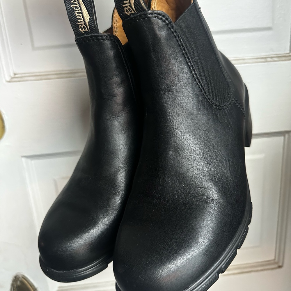 Blundstone Black Ankle Boots Classic Chelsea Style